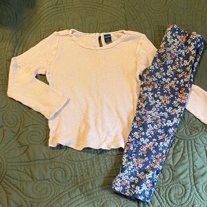 Floral Blue Leggings and Cream Top Set